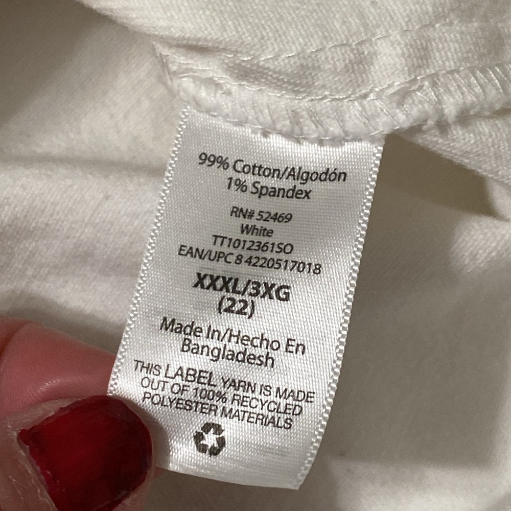 Women's White Denim Jacket - Picture 13 of 13